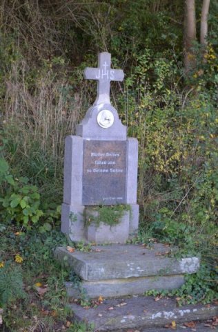 Wegkreuz am Lärmschutzwall